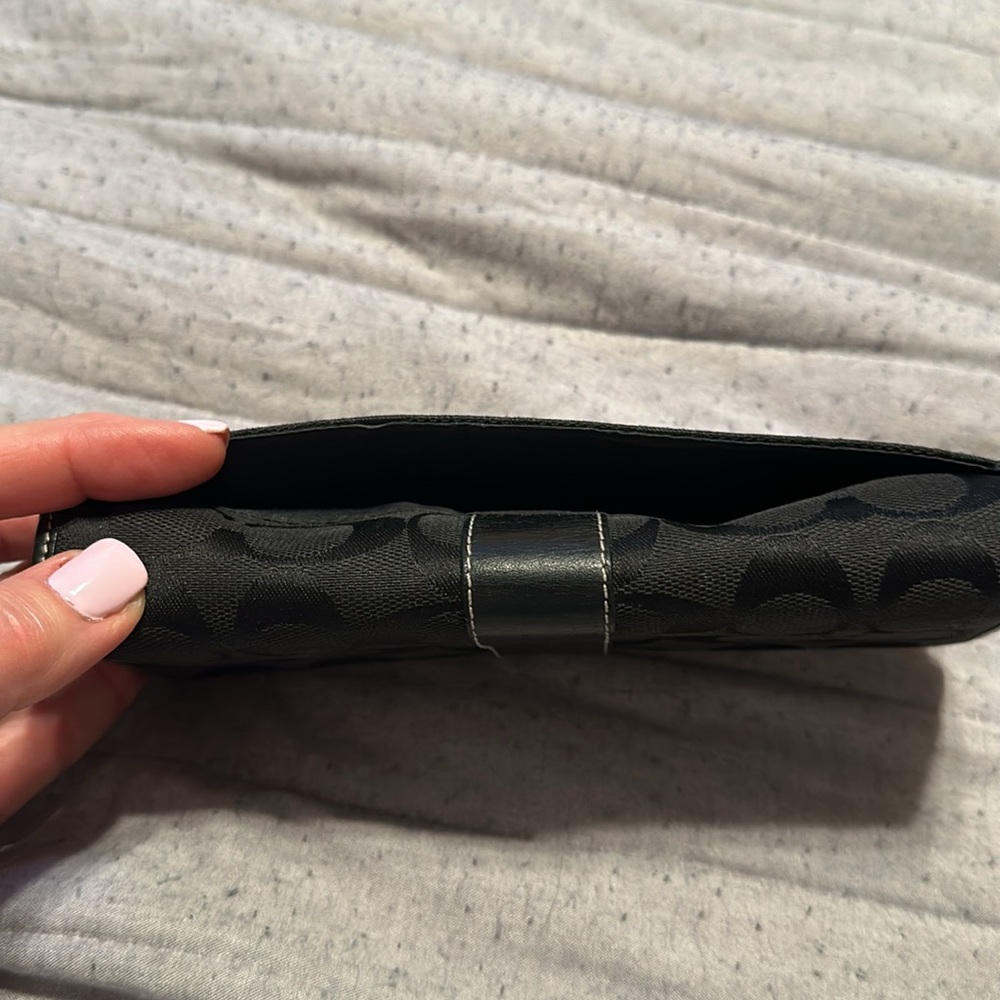 Coach Wallet - Picture 3 of 7